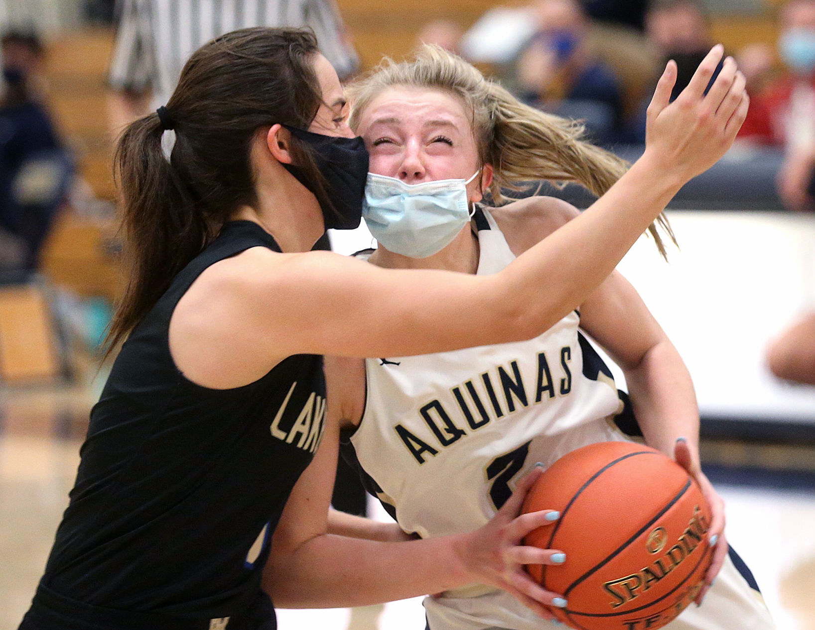 December 28: Lake Mills vs Aquinas